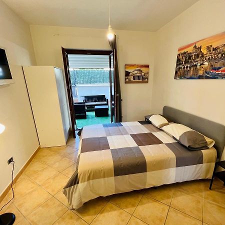 House Of Mola Apartment Наполи Екстериор снимка