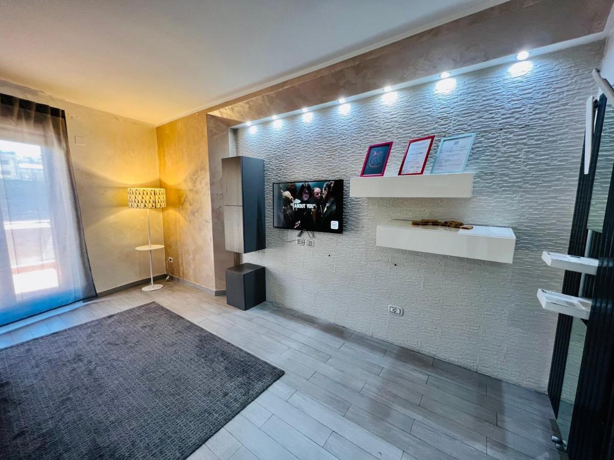 House Of Mola Apartment Наполи Екстериор снимка