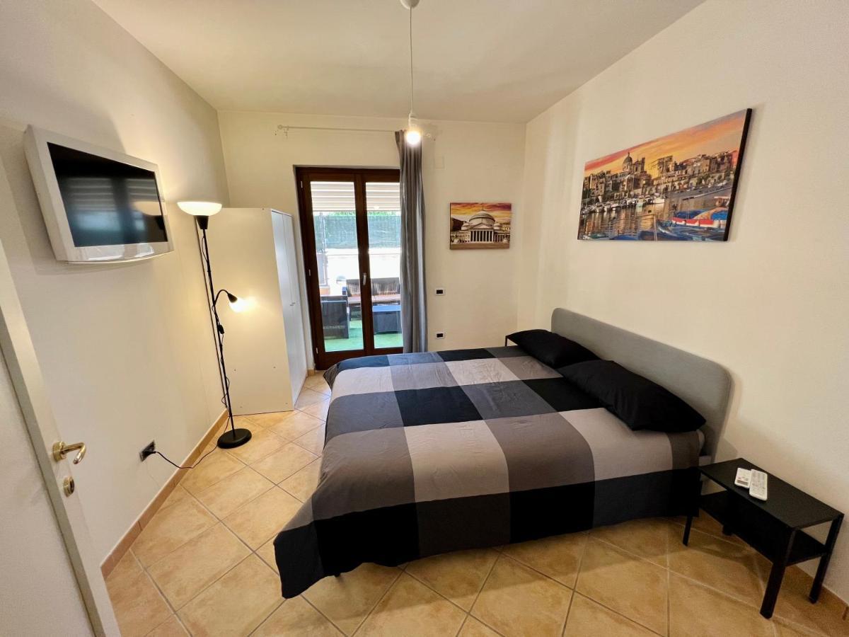 House Of Mola Apartment Наполи Екстериор снимка