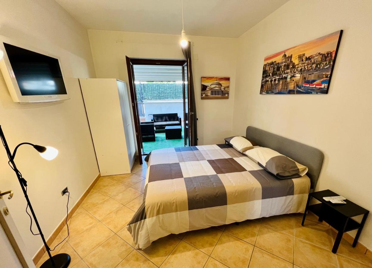 House Of Mola Apartment Наполи Екстериор снимка